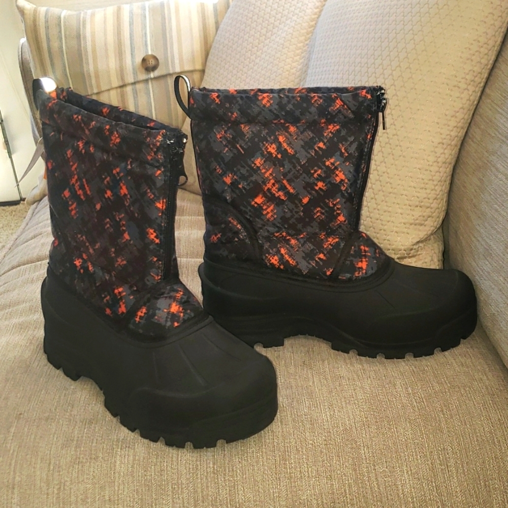 BRAND NEW WITH TAGS! Kids Northside Winter/Snow Boots